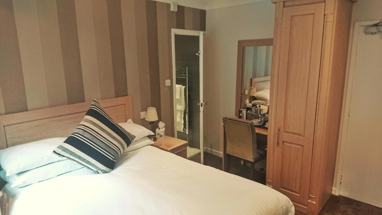 Oxwich Bay Hotel Swansea Extérieur photo