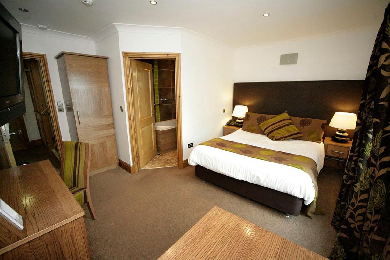 Oxwich Bay Hotel Swansea Extérieur photo
