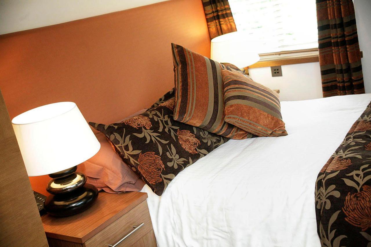 Oxwich Bay Hotel Swansea Extérieur photo